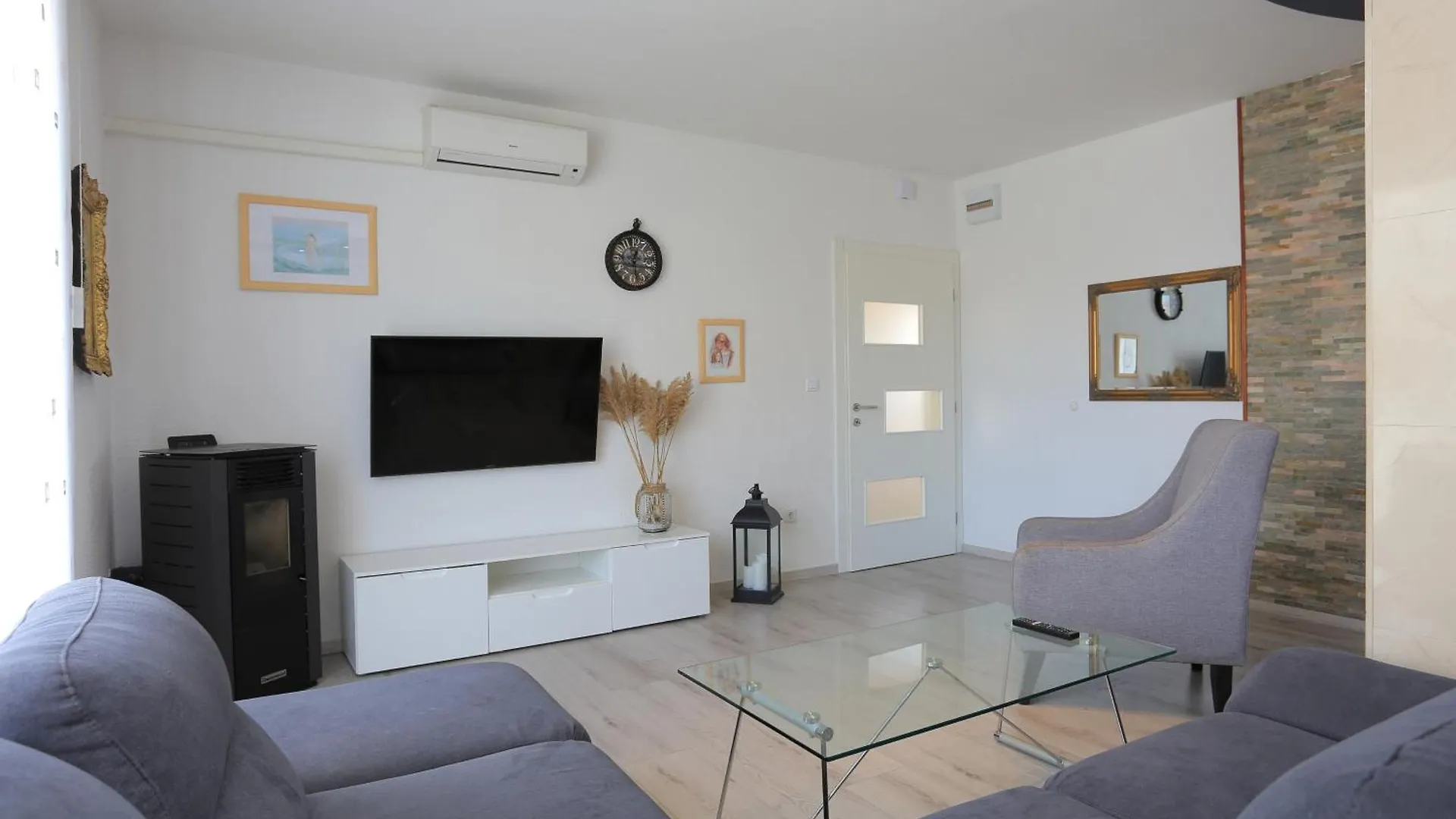 Apartments With A Parking Space Mastrinka, Ciovo - 4324 Trogir