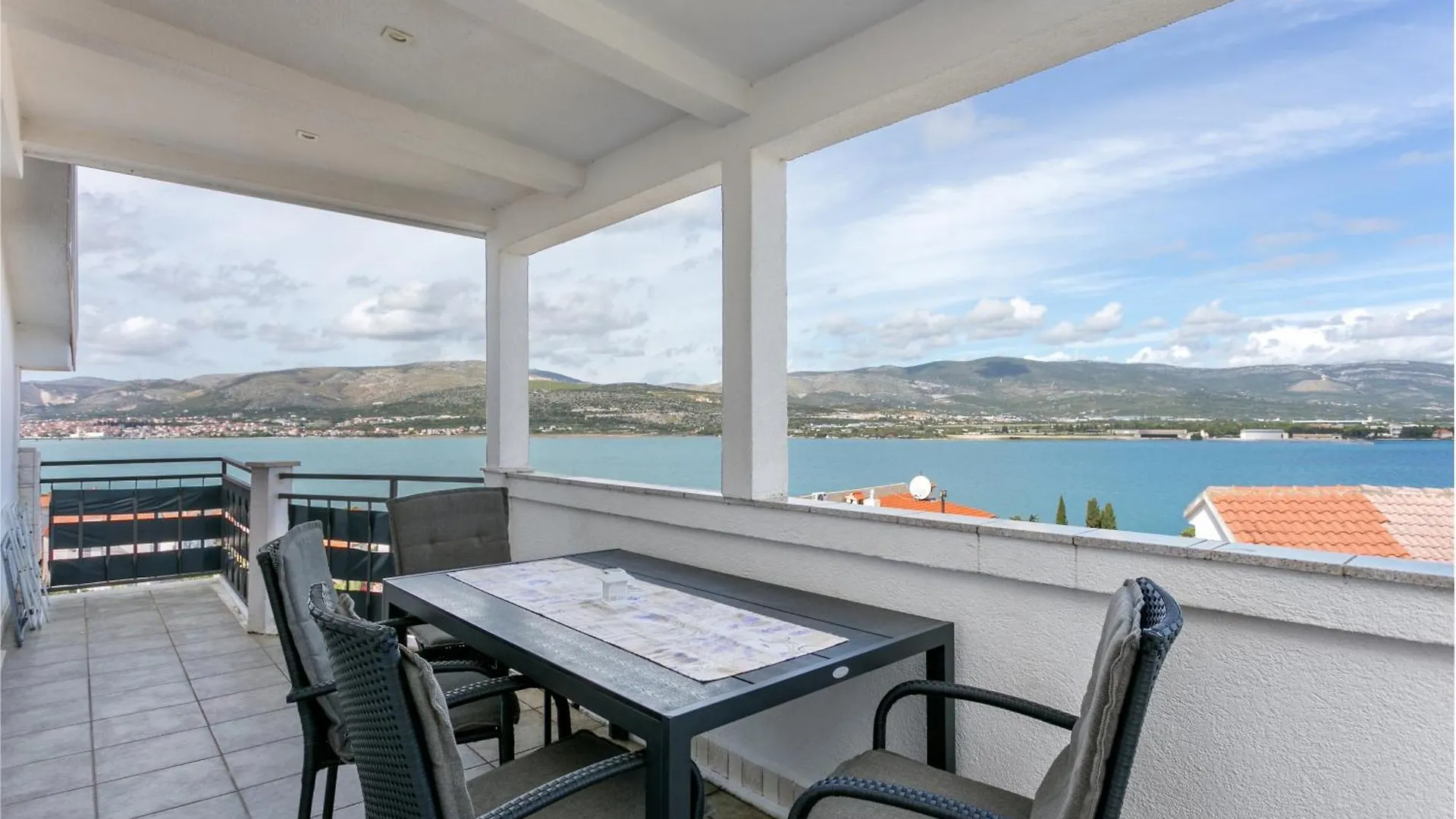 Apartments With A Parking Space Mastrinka, Ciovo - 4324 Trogir 0*,  Croatia