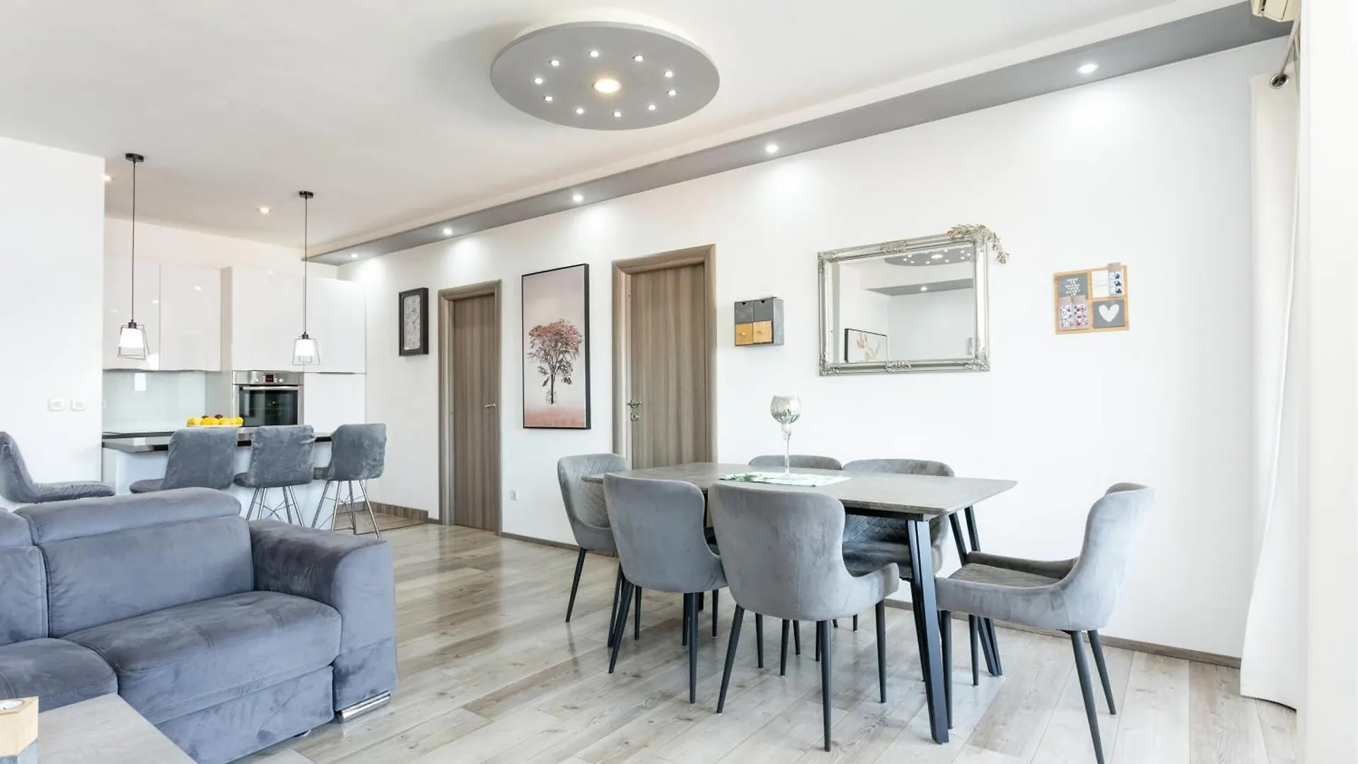Apartments With A Parking Space Mastrinka, Ciovo - 4324 Trogir