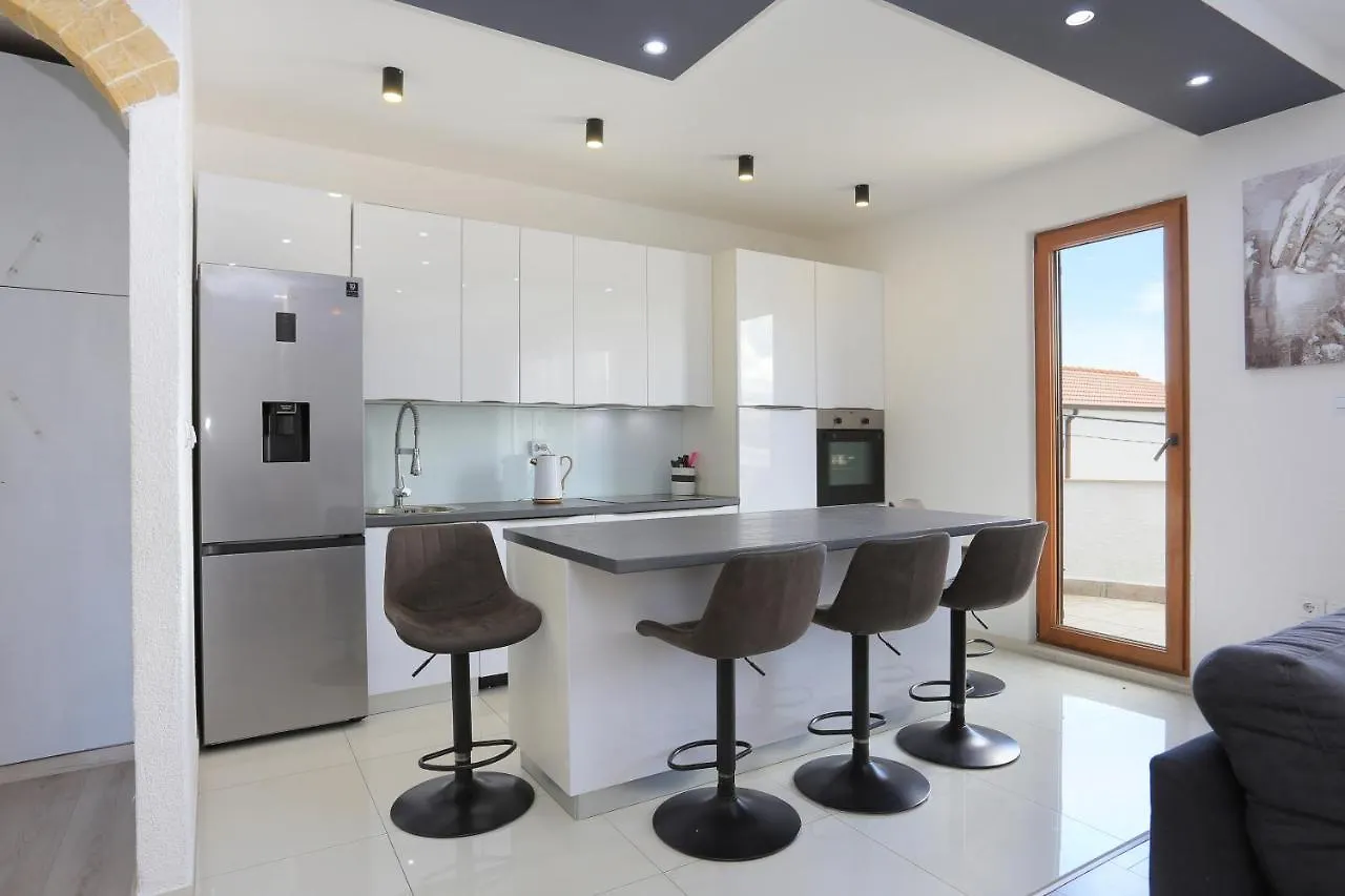 Apartments With A Parking Space Mastrinka, Ciovo - 4324 Trogir Croatia