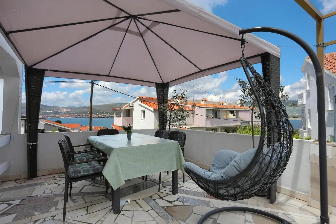 Apartments With A Parking Space Mastrinka, Ciovo - 4324 Trogir