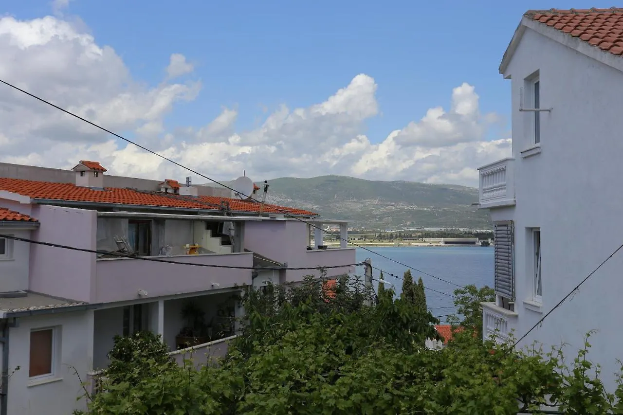 Apartments With A Parking Space Mastrinka, Ciovo - 4324 Trogir